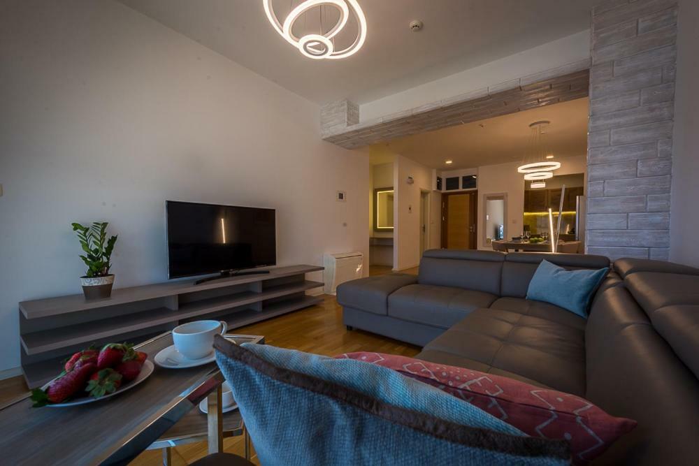 2Montenegro Harmonia Apartments Becici Bagian luar foto